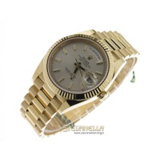 Rolex Daydate 40mm Silver Diagonal index Dial ref. 228238 nuovo